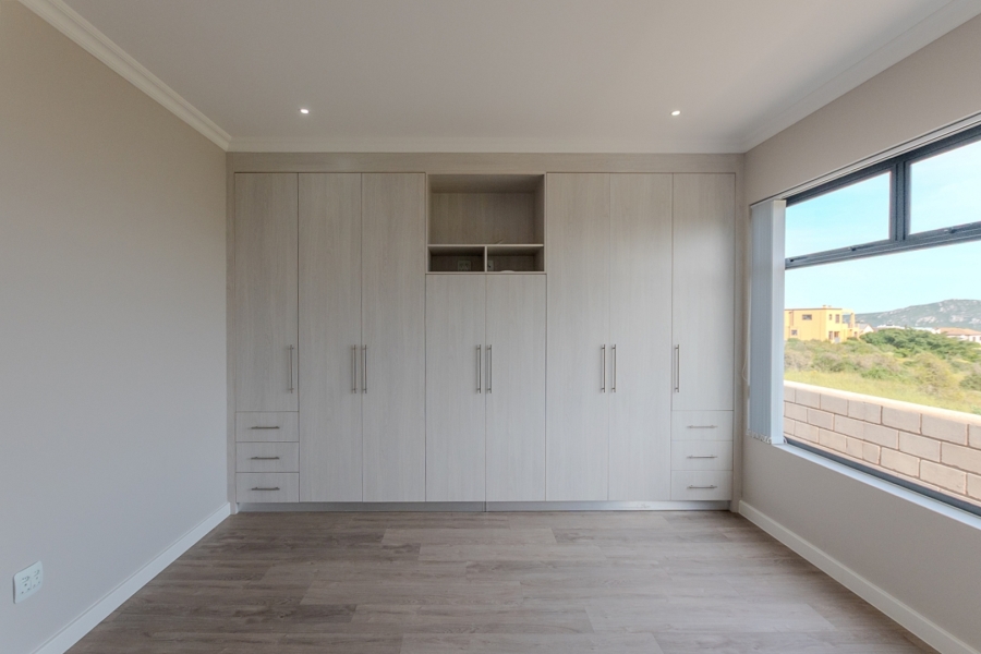 4 Bedroom Property for Sale in Myburgh Park Western Cape